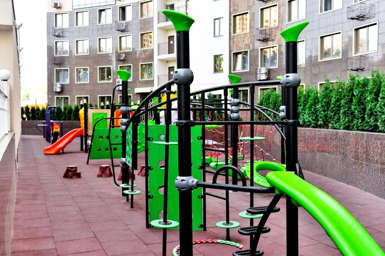 Arcadia Stylish Apartment Big Terrace! Одеса Екстериор снимка